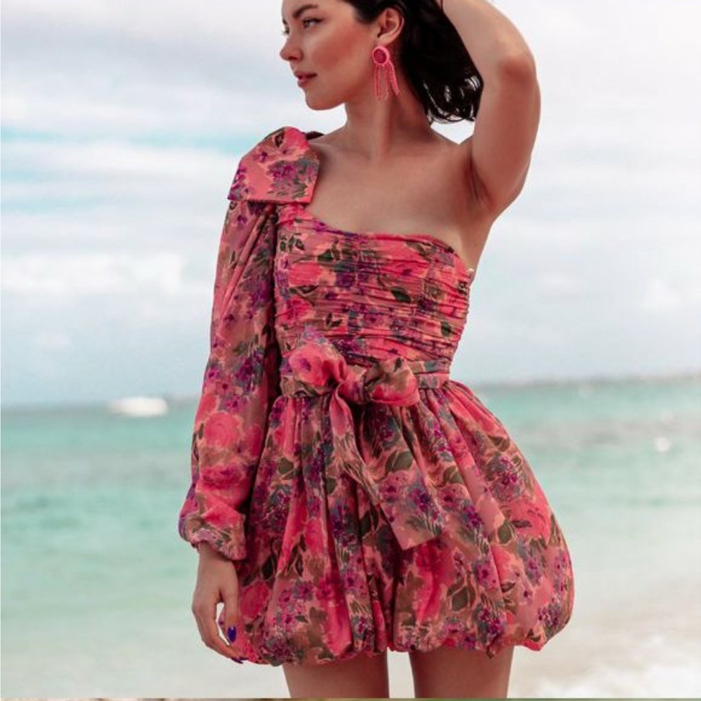 For love and Lemons Annie Dress one shoulder Size S Like new